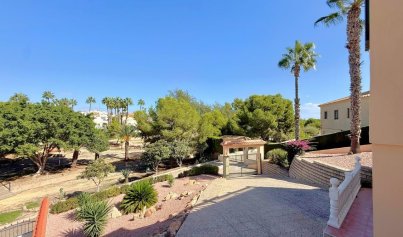 Resale - Villa -
Orihuela Costa - Los Dolses