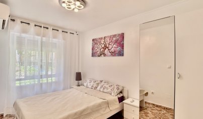 Herverkoop - Appartement / flat -
Torrevieja - La Veleta