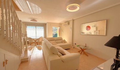 Återförsäljning - Radhus -
Orihuela Costa - Campoamor
