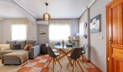 Återförsäljning - Quad House -
Villamartín - Pinada Golf