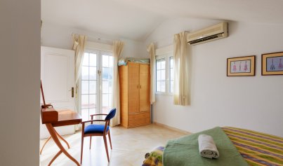 Resale - Semi - Detached Villa -
Las Ramblas