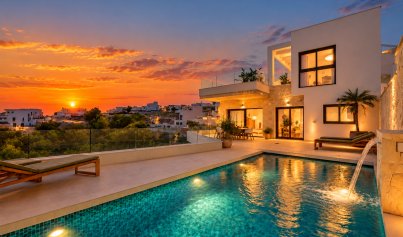 Resale - Villa -
San Miguel de Salinas - San Miguel