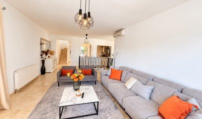 Resale - Villa -
Orihuela Costa - Las Ramblas