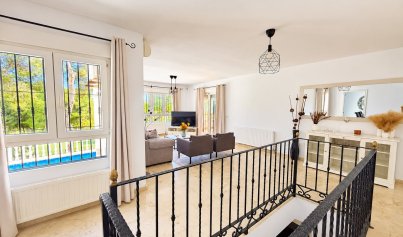 Resale - Villa -
Orihuela Costa - Las Ramblas