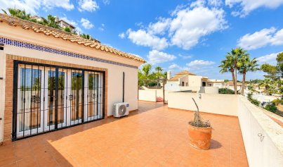 Resale - Villa -
Orihuela Costa - Las Ramblas