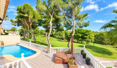 Resale - Villa -
Orihuela Costa - Las Ramblas
