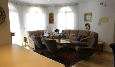 Wiederverkauf - Villa -
Orihuela Costa - Los Dolses