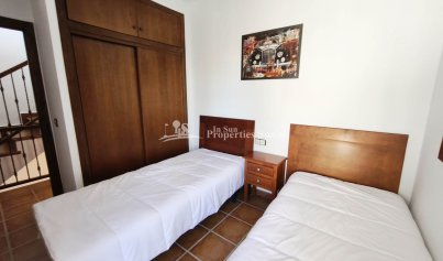 Resale - Villa -
Algorfa - La Finca Golf