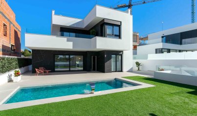 Nybyggnation - Radhus -
Rojales