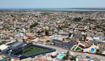 Neue Gebäude - Villa -
Ciudad Quesada