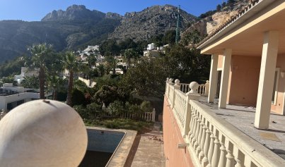 Nouvelle construction - Villa -
Altea