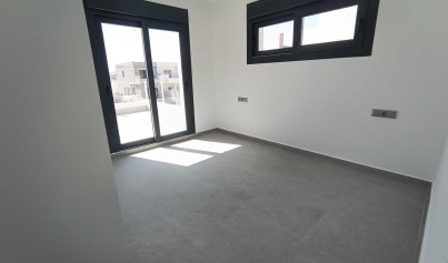 Nybyggnation - Radhus -
Daya Nueva