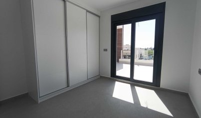 Nybyggnation - Radhus -
Daya Nueva