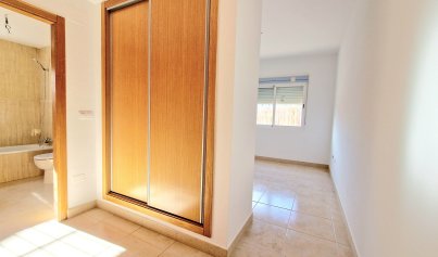 Neue Gebäude - Villa -
Purias