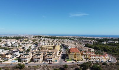Neue Gebäude - Penthouse -
Res. Las Filipinas