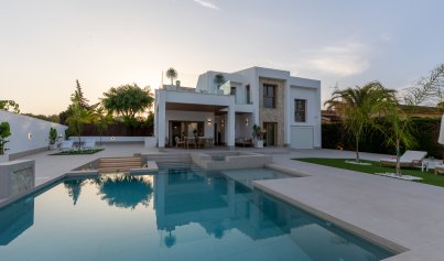 Neue Gebäude - Villa -
Campoamor