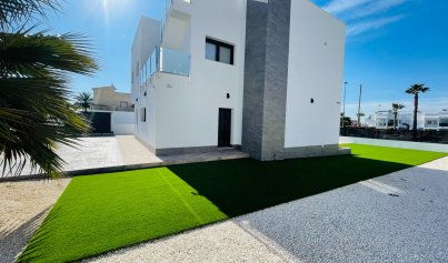 Nieuwbouw Woningen - Herenhuis -
Torrevieja
