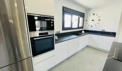 Nieuwbouw Woningen - Herenhuis -
Torrevieja