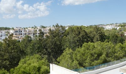 Resale - Villa -
Orihuela Costa - Villamartin Los Dolses