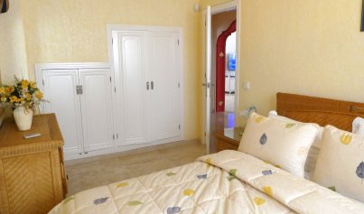 Resale - Villa -
Orihuela Costa - Villamartin Los Dolses