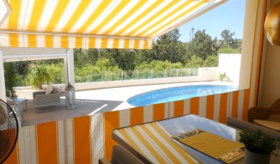Resale - Villa -
Orihuela Costa - Villamartin Los Dolses