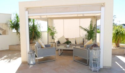 Resale - Villa -
Orihuela Costa - Villamartin Los Dolses