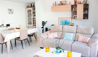 Resale - Villa -
San Miguel de Salinas