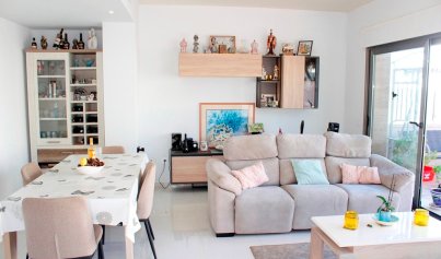 Resale - Villa -
San Miguel de Salinas