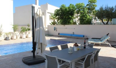 Resale - Villa -
San Miguel de Salinas