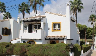 Resale - Villa -
Orihuela Costa - Villamartin Fortuna