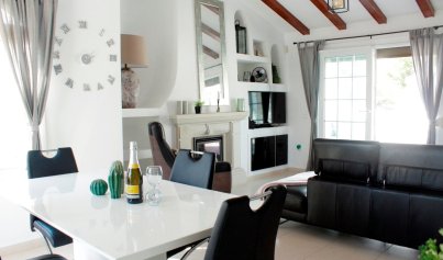 Resale - Villa -
Orihuela Costa - Villamartin Fortuna