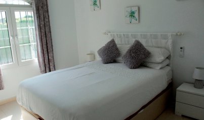 Resale - Villa -
Orihuela Costa - Villamartin Fortuna