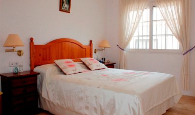 Herverkoop - Bungalow -
Orihuela Costa - Villamartin Los Dolses