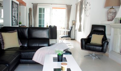 Resale - Villa -
Orihuela Costa - Villamartin Fortuna