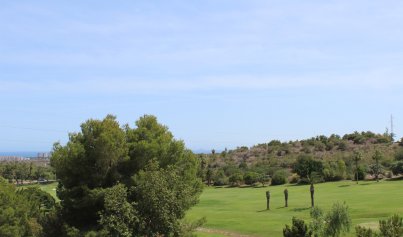 Resale - Villa -
Orihuela Costa - Campoamor Golf