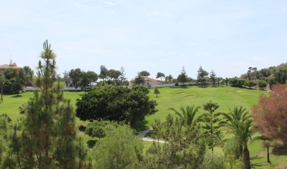 Resale - Villa -
Orihuela Costa - Campoamor Golf