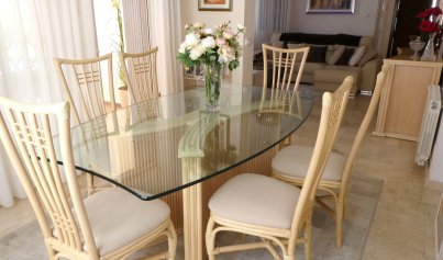 Resale - Villa -
Orihuela Costa - Villamartin Los Dolses