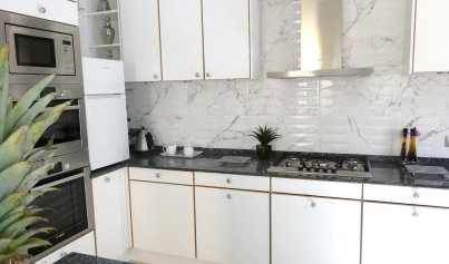 Resale - Villa -
Orihuela Costa - Villamartin Los Dolses