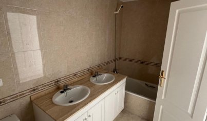 Återförsäljning - Lägenhet -
Orihuela Costa - Campoamor Golf