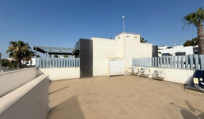 Resale - Villa -
Orihuela Costa - Villamartín