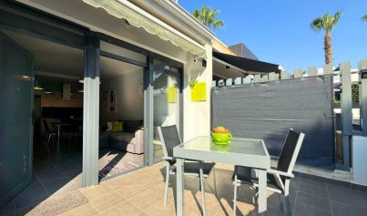 Resale - Villa -
Orihuela Costa - Villamartín