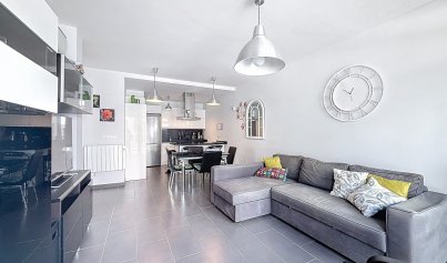 Resale - Villa -
Orihuela Costa - Villamartín