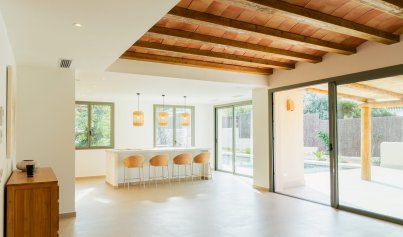 Neue Gebäude - Villa -
Jávea