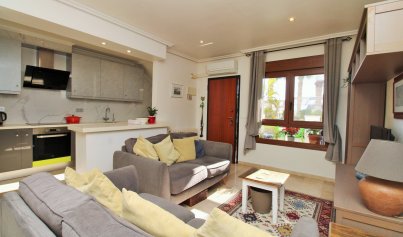 Resale - Townhouse -
Villamartín - Pau 8