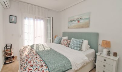 Resale - Townhouse -
Villamartín - Las Violetas