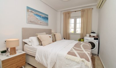 Resale - Townhouse -
Villamartín - Las Violetas