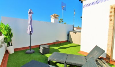 Resale - Townhouse -
Villamartín - Las Violetas