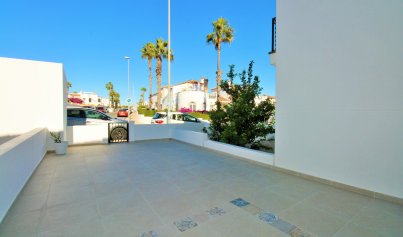 Resale - Townhouse -
Villamartín - Las Violetas