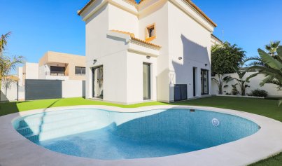Nybyggnation - Villa -
Orihuela Costa